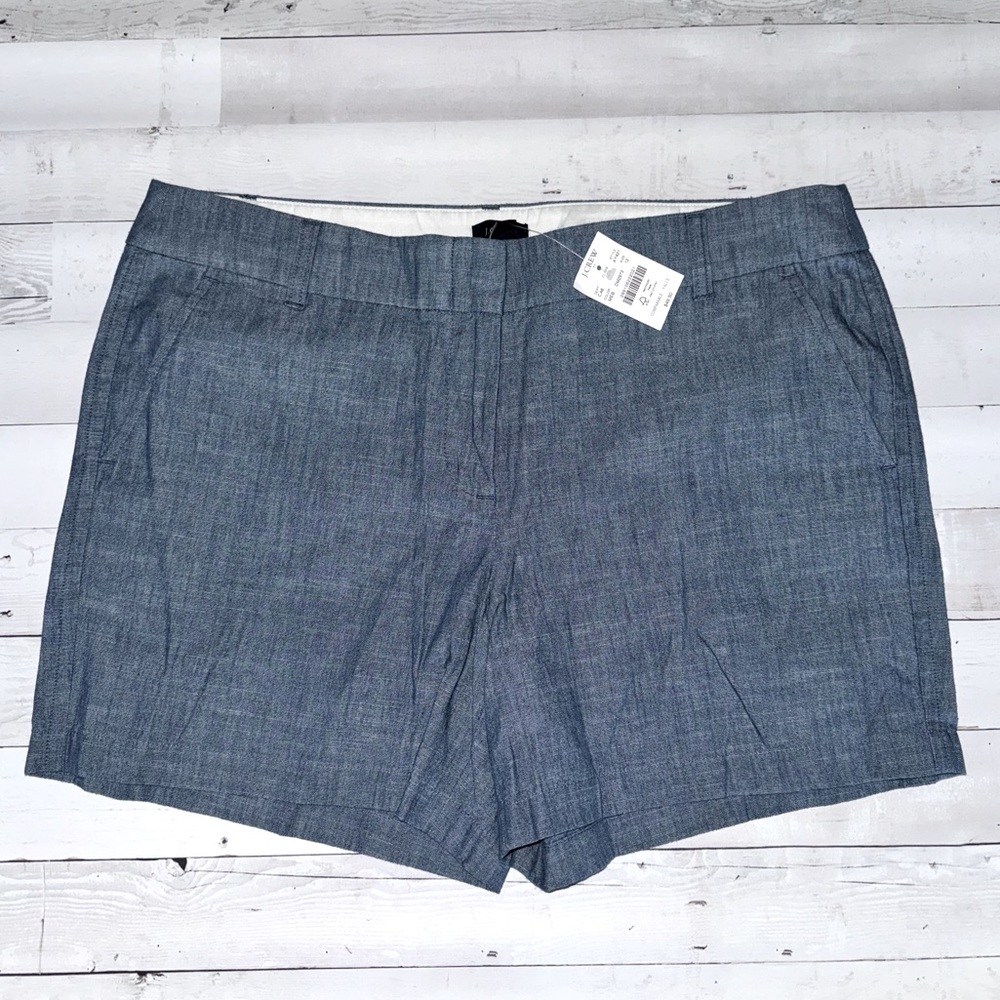 JCrew Factory Women’s 5” short, size 12 chambray